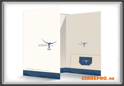 carpeta comercial con solapa pegada y ranuras tv